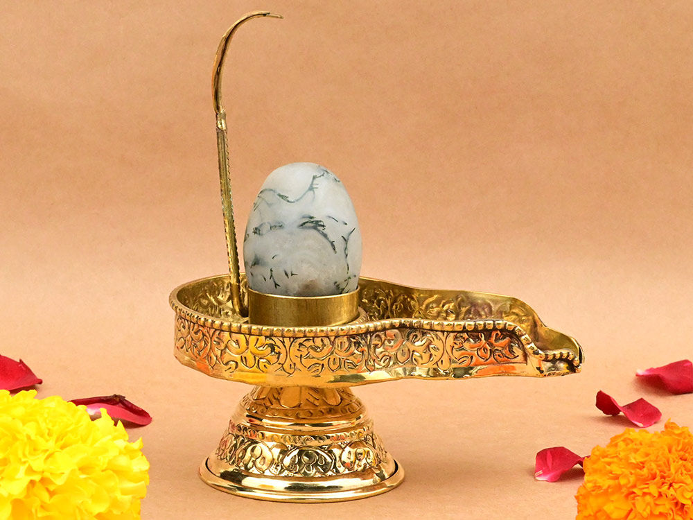 Banalingam With Designer Brass Yoni Base