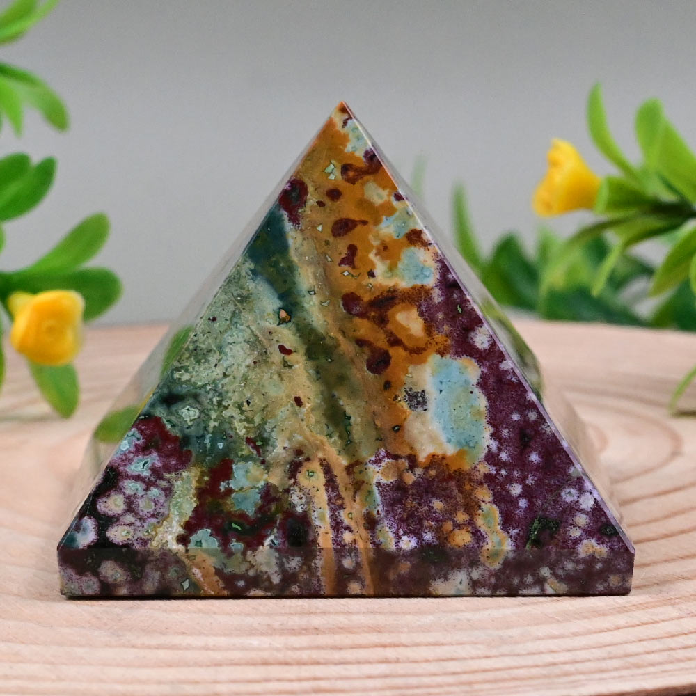 Bloodstone Pyramid - 138 gms