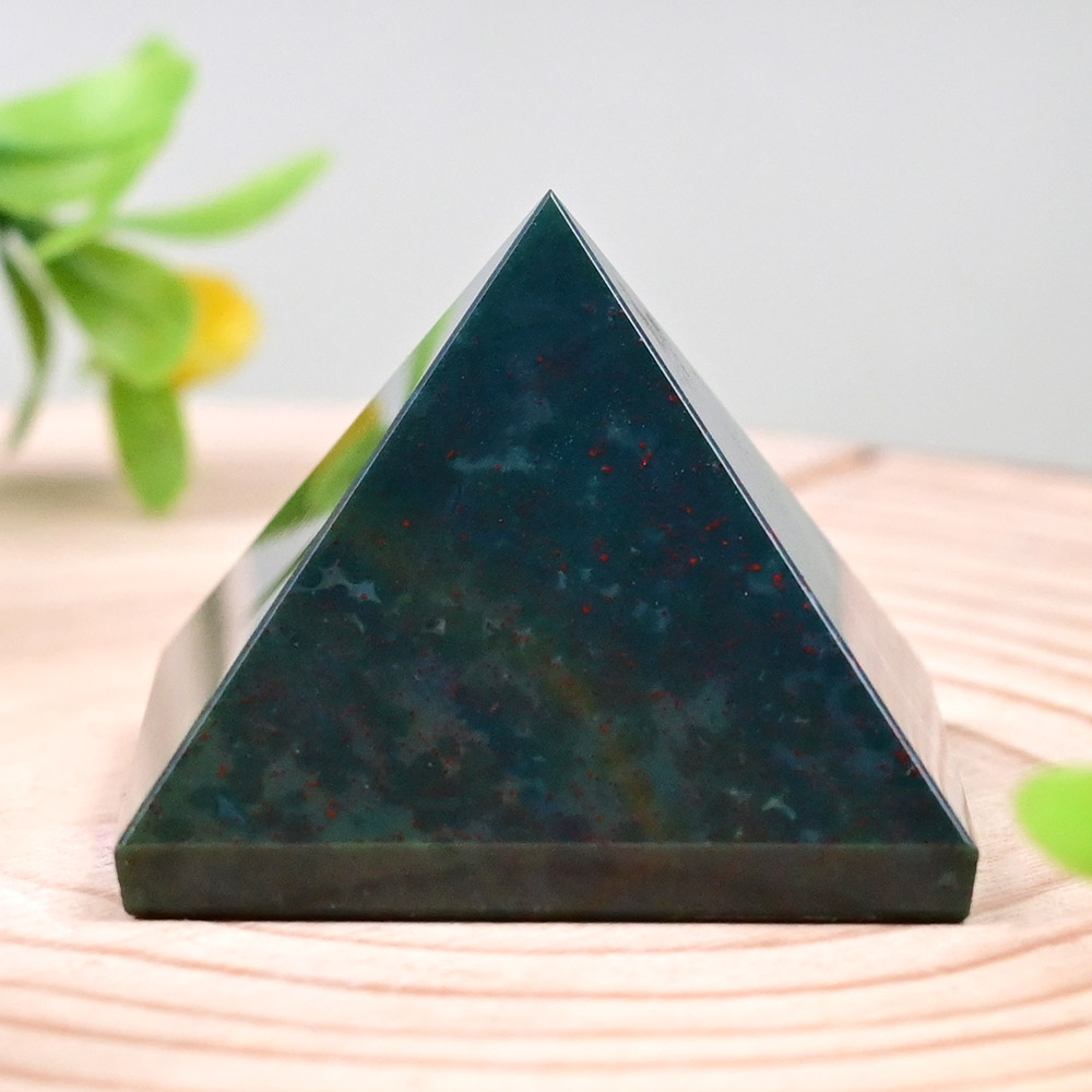 Bloodstone Pyramid - 57 gms