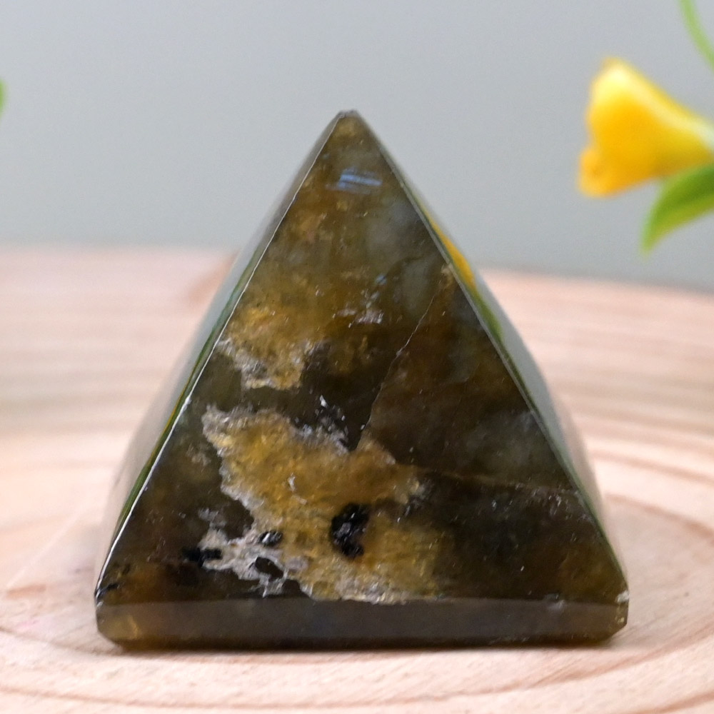 Labradorite Pyramid Support & Stability - 31 gms