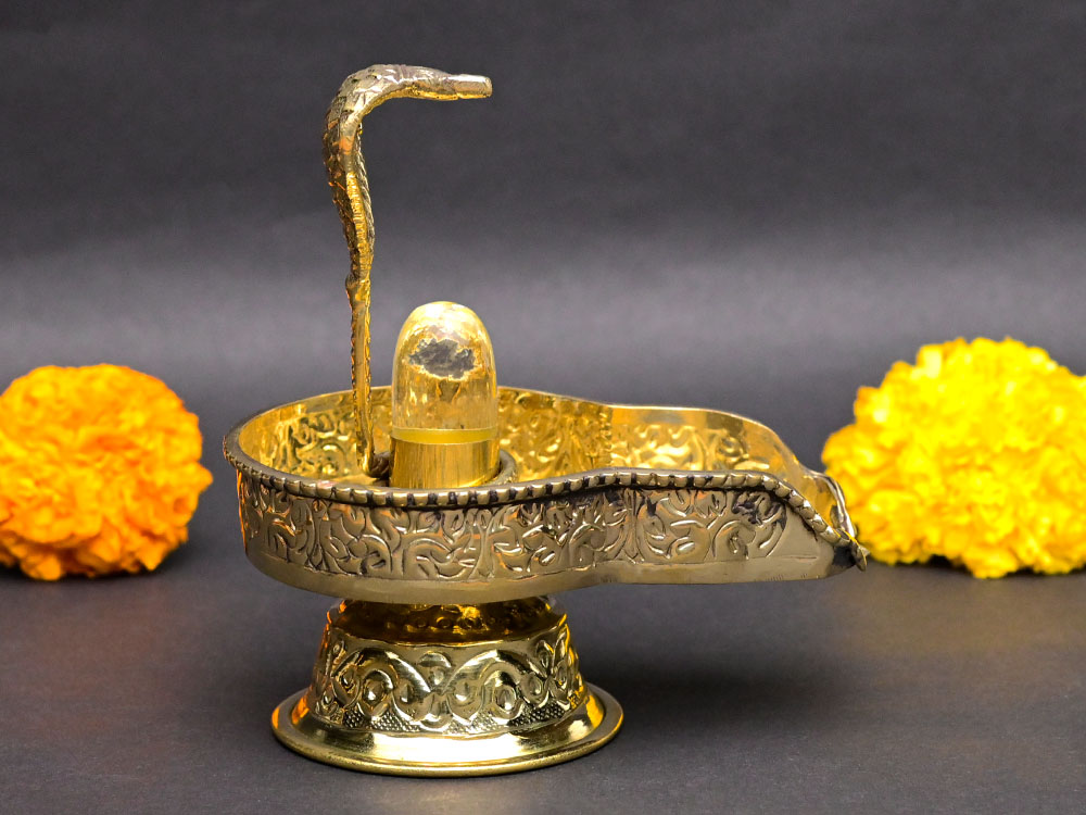 Sphatik Lingam in Brass Jaldhari