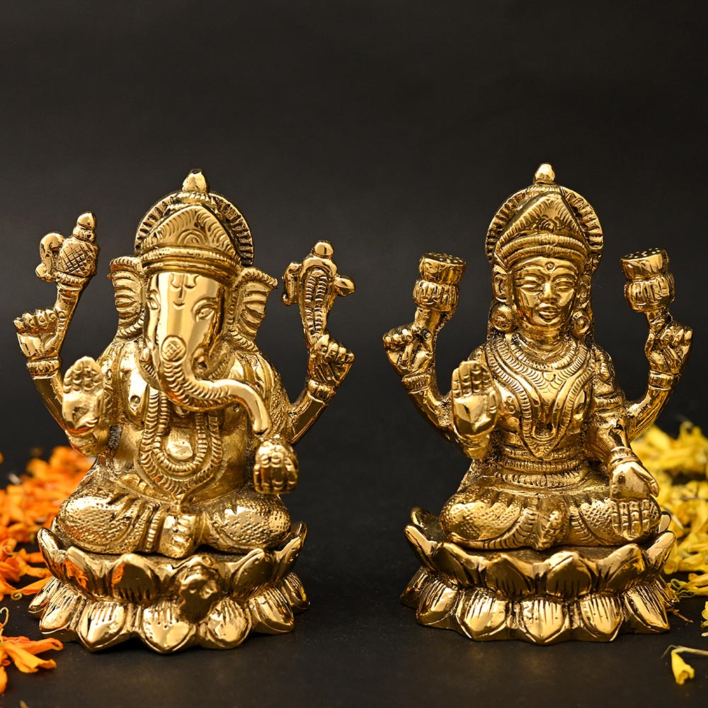 Lakshmi Ganesh on Lotus Brass Idol