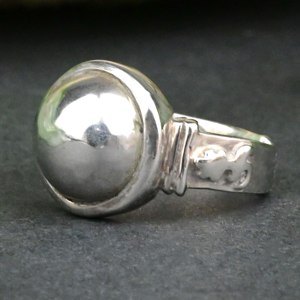 Parad Mani ring