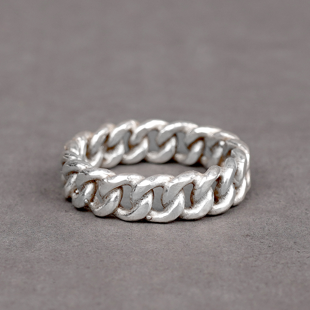 Kadi Link Silver Ring