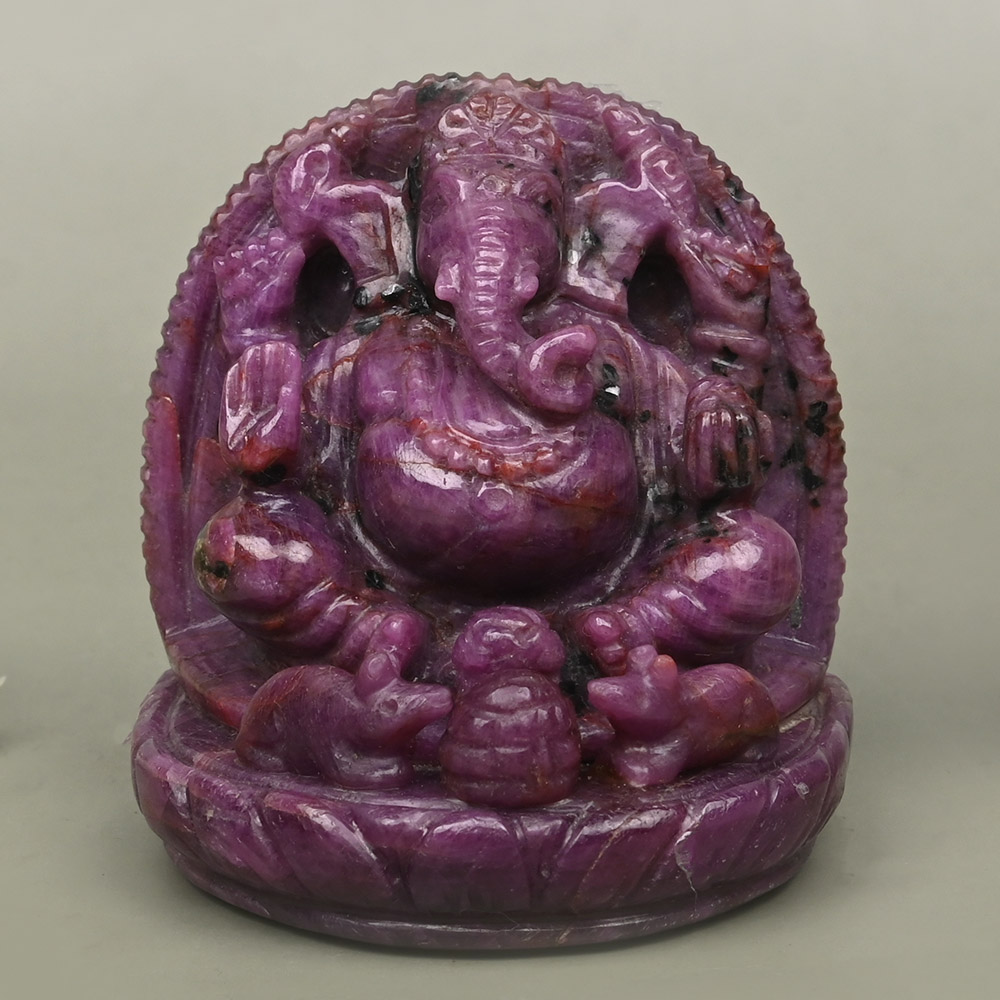 Ruby Ganesh Idol - 982 Carat