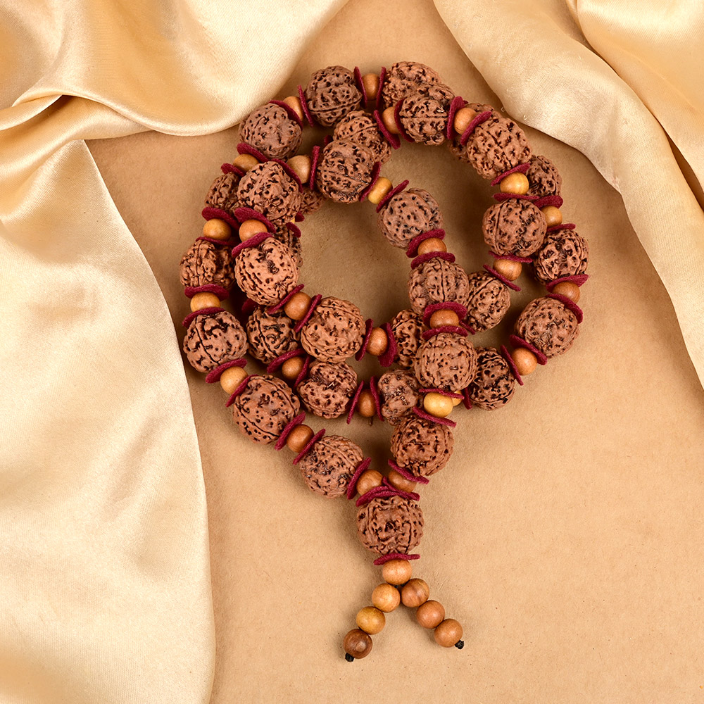 4 Mukhi Nepal Rudraksha x Sandalwood & Woolen Spacer Mala