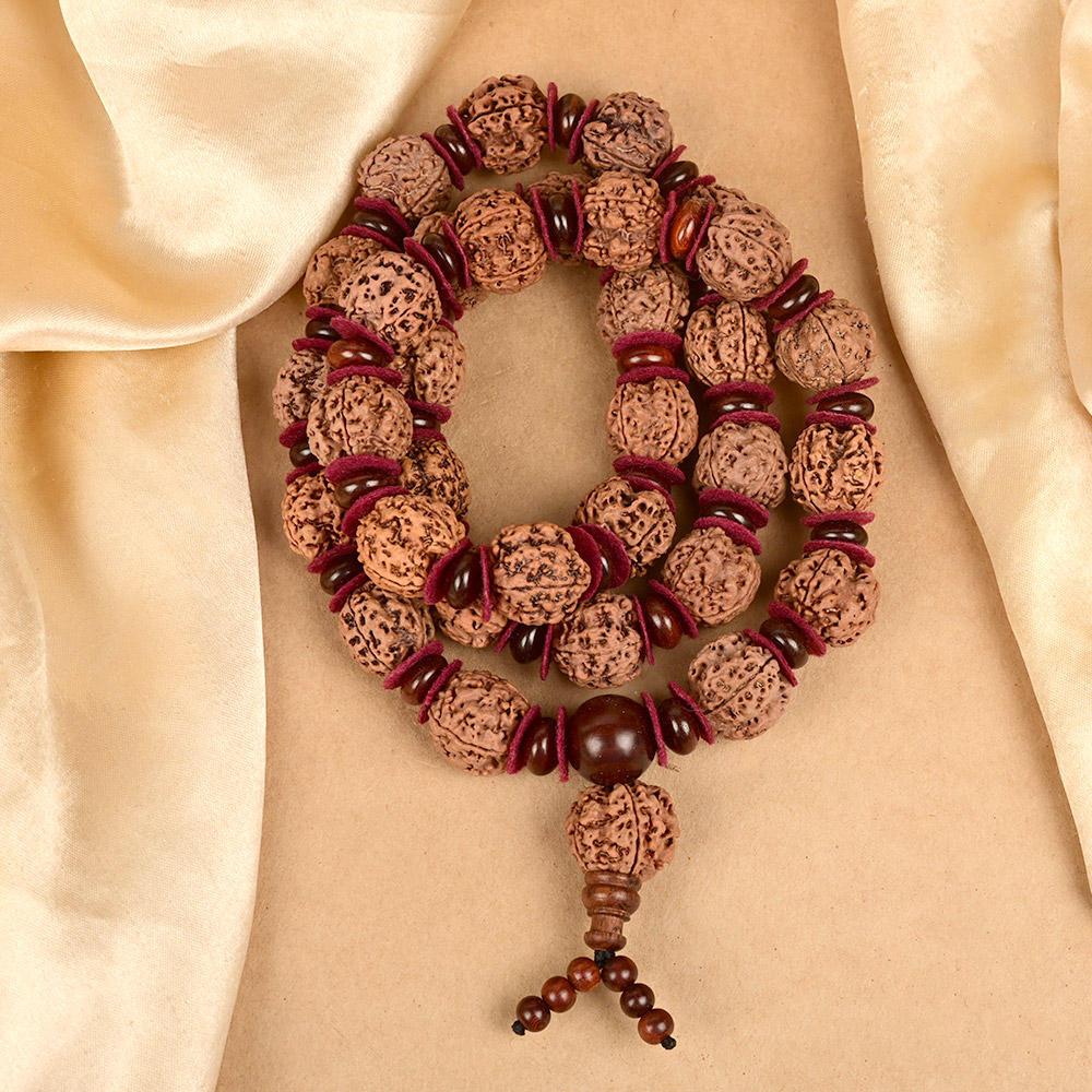 4 Mukhi Nepal Rudraksha x Red Sandalwood & Woolen Spacer Mala