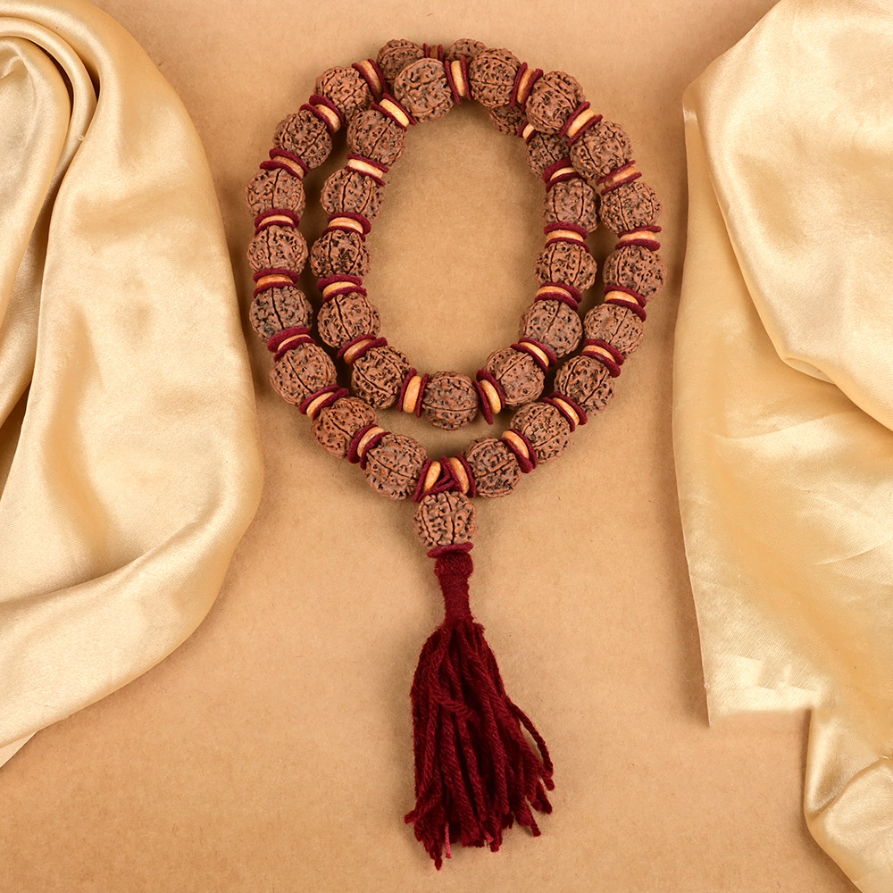 7 Mukhi Nepali Rudraksha Woolen & Wooden Spacers Kantha