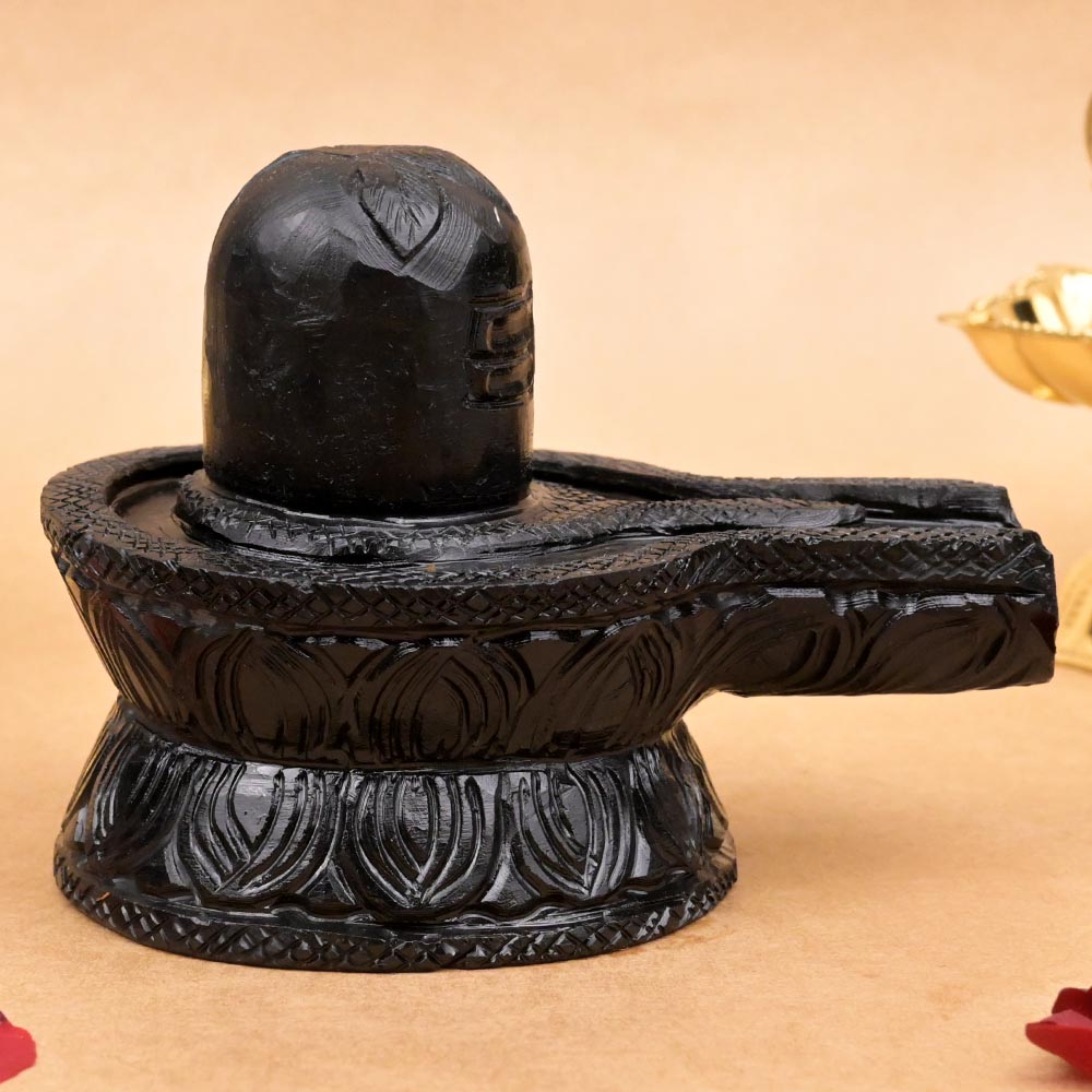 Shivaling Shaligram With Tripund, Snake & Bel Patra Engraving - 675 gms