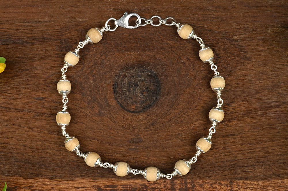 Tulsi 925 Silver Flower Caps Bracelet