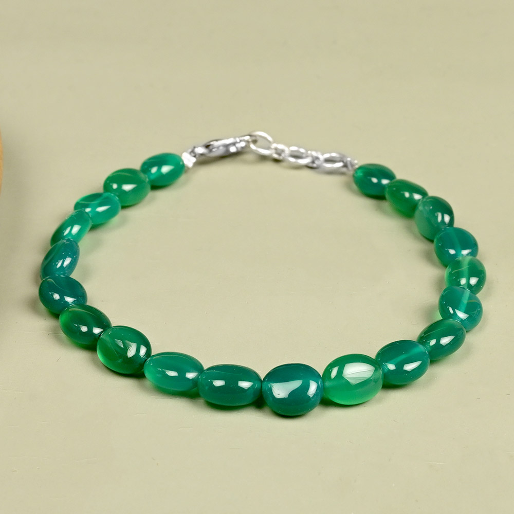 Green Onyx Oval Beads Bracelet - 8 mm