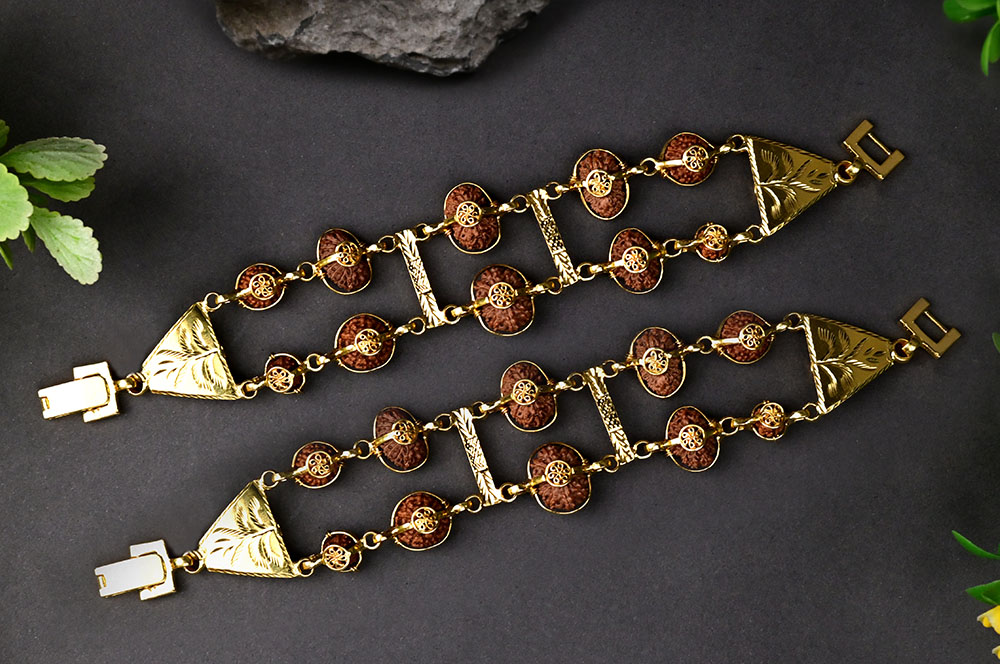 Indrakshi Double Layer 22K Gold Bracelet (Java)