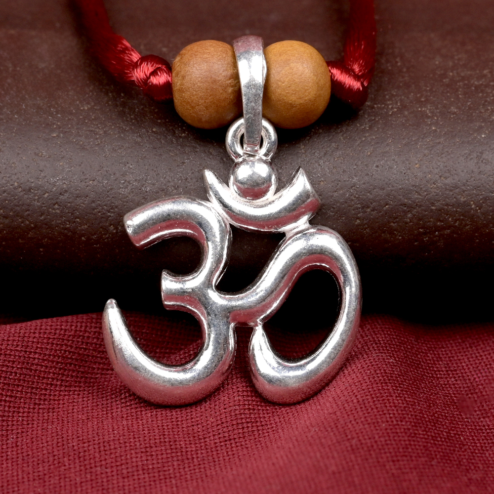 OM 925 Silver Pendant