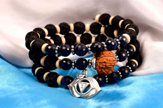 17 mukhi Rudraksha and Blue Sapphire Bracelet (Third Eye)