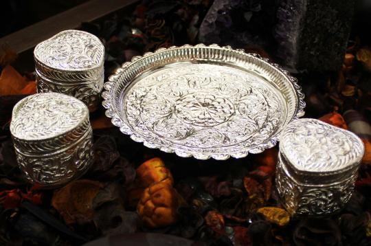 Haldi kumkum containers set