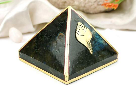 Natural Labradorite Pyramid For Fortune