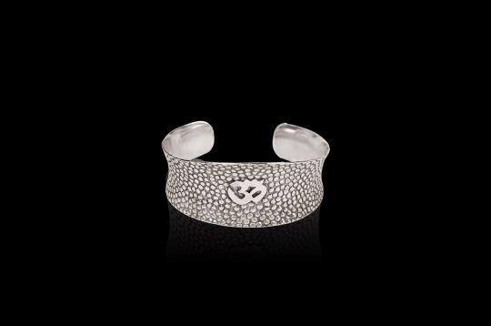 Mahamantra OM - Heavy Silver Bracelet