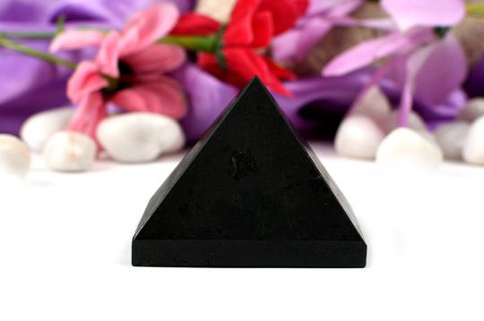 Pyramid in Black Tourmaline