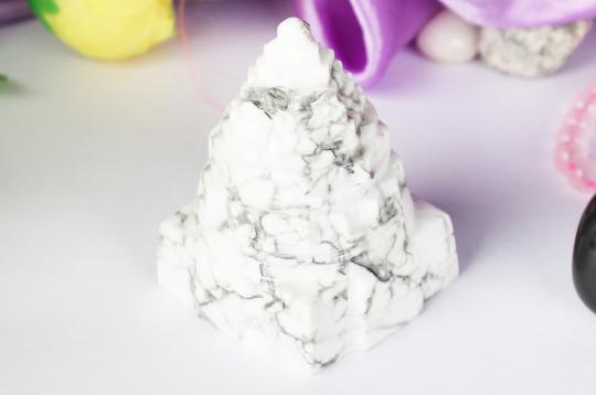 Howlite Shreeyantra - 119 gms