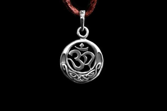 Om Locket in Pure Silver - 4 gms
