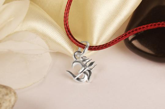 OM with Trishul Locket