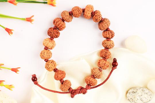 11 mukhi Ekadash Rudra Bracelet in thread- Java