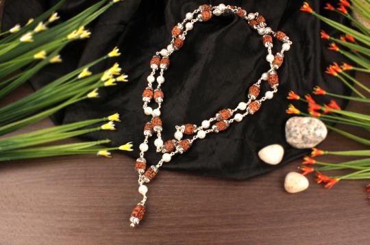 2 mukhi with Pearl mala in self designed caps