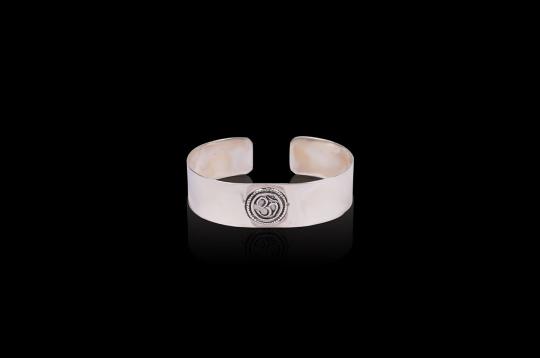 Om Kada in pure silver - Design I
