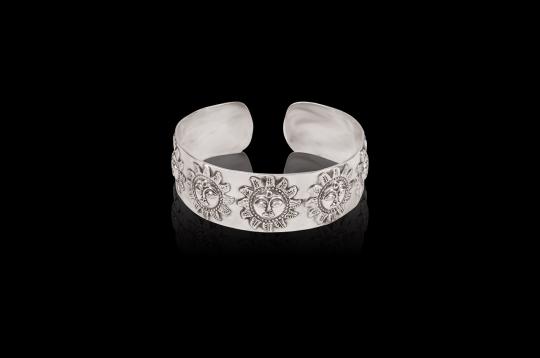 Surya Bracelet in pure silver - Design II
