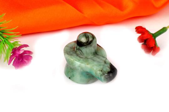 Emerald Shivlinga - 134.35 carats