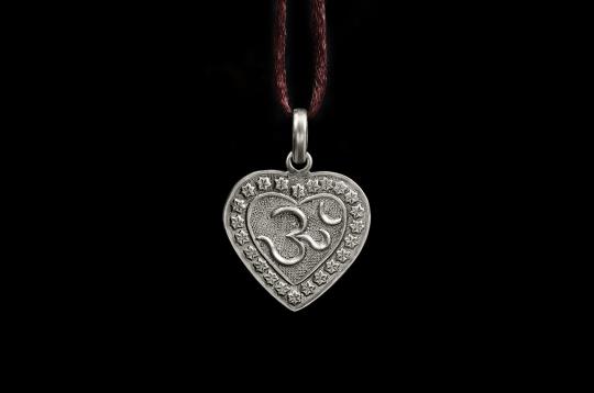 Om Locket in Pure Silver - Design VII