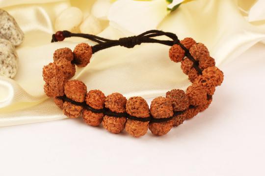 Gauri Shankar Wrist Mala in thread