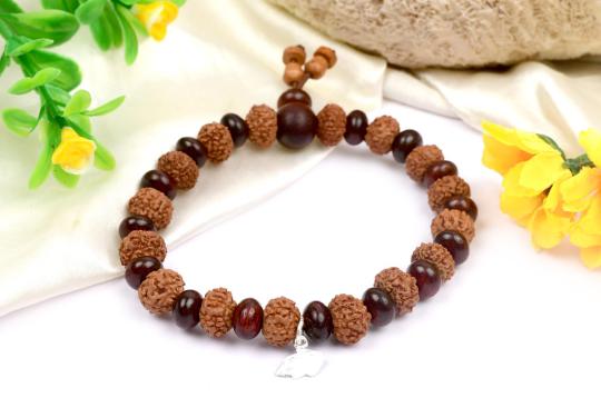 7 mukhi Mahalaxmi bracelet from Java with Red Sandalwood beads
