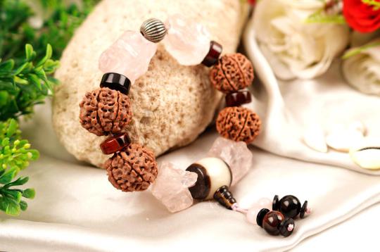 7 Mukhi and Rose Quartz gemstone bracelet