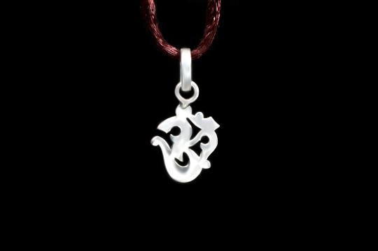 Om Locket in Pure Silver - Design XLII