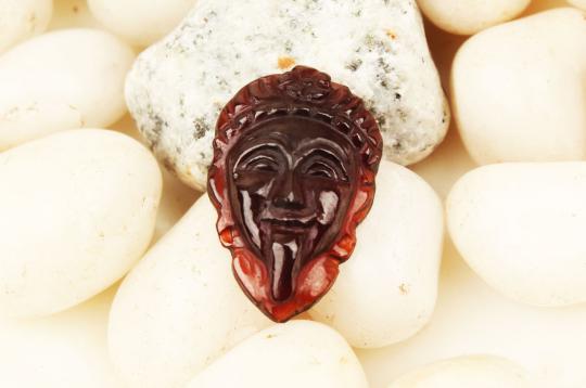 Kaali Face in Gomed - 15.15 Carats