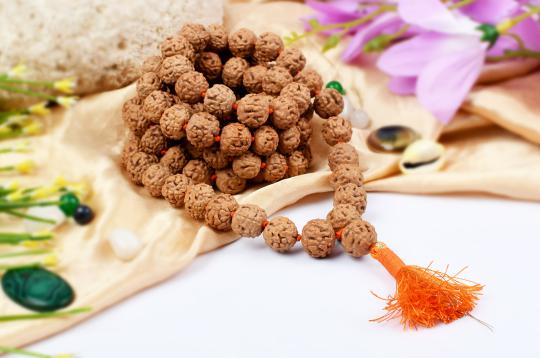 6 Mukhi Semi Chikna Mars Mala - 12 mm
