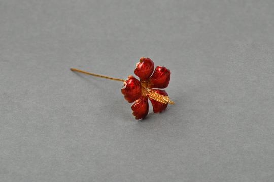 Red Jaswanti - Hibiscus in pure silver