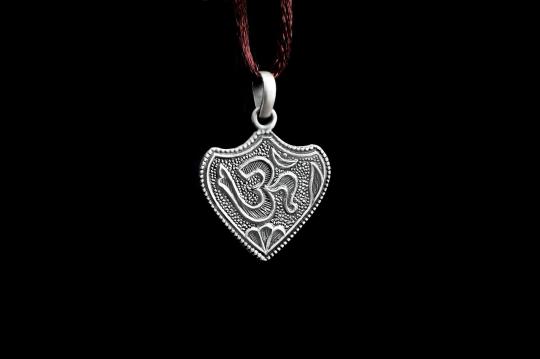 Om Locket in Pure Silver - Design XII