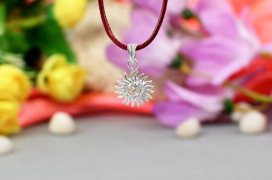 Om Locket in Pure Silver - Design XV
