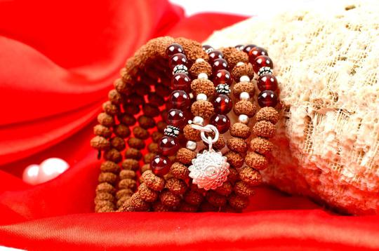 9 Mukhi Rudraksha with Gomed Bracelet - I