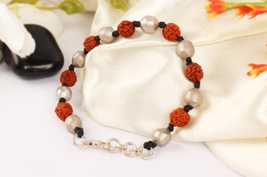 Rudraksha and Parad Bracelet in thread