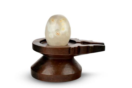 Bana Lingam with Stone Yoni base - CXXXVI