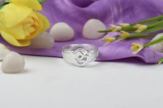 Om Ring - Design XVI