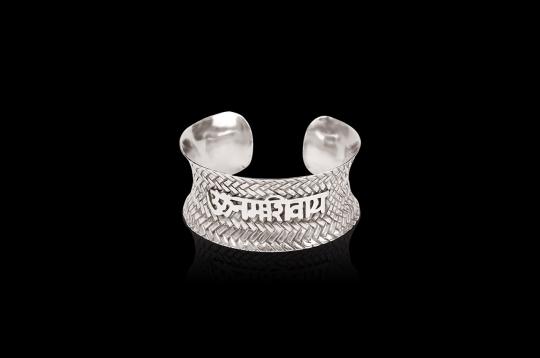 OM Namah Shivaya Bracelet - Pure Heavy Silver - IV