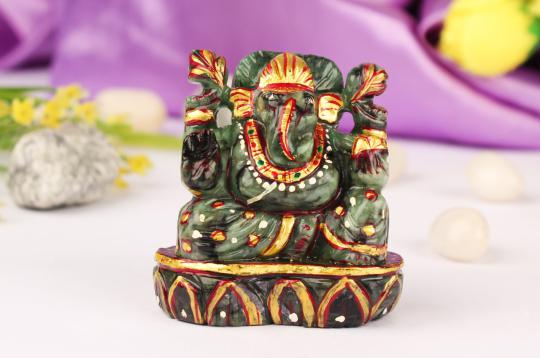 Ganesha in Emerald - 380 carats