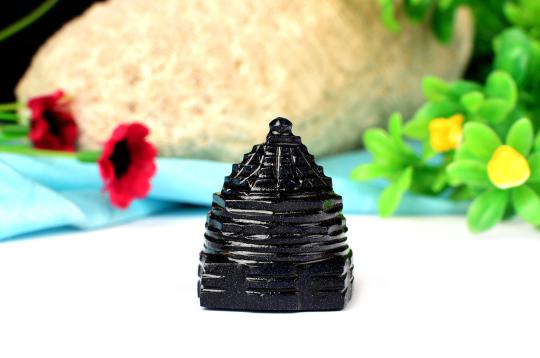 Shree Yantra in Blue Sun Stone - 42 gms