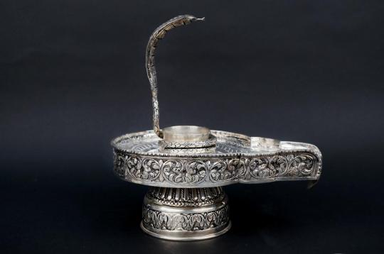 Yoni base in Pure Silver - II