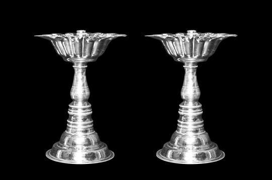 Samai Oil Lamps in Silver - Set of 2