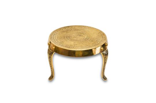 Floral Pedestal in brass
